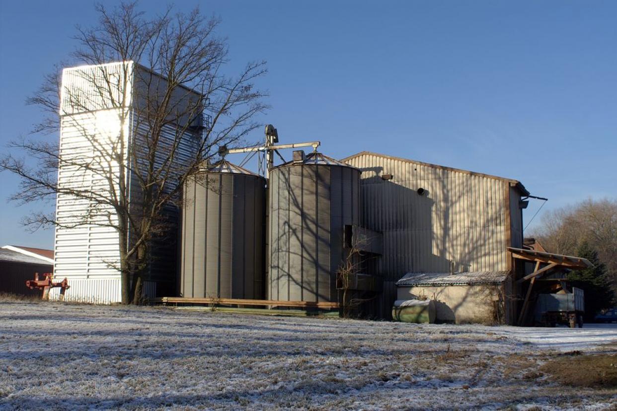 Le moulin Dachswanger, notre partenaire régional pour la conception, la purification, le stockage et l’arrivée des graines de soja.